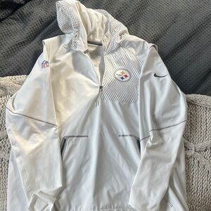 New without tags. Steelers windbreaker